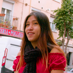 La vecinita latina Adely Ruiz se dedica a zorrear por Madrid. ¿Nerviosa? Hoy toca FOLLAR con un PORTERO DE DISCOTECA.